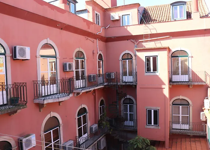 בית הארחה Belem Tejo - Setubalense 3*